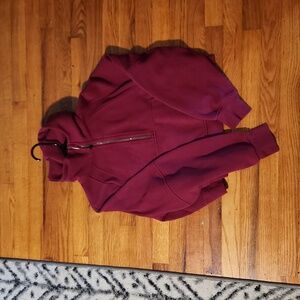 Lululemon pomegranate scuba half zip lightly worn 2-3times